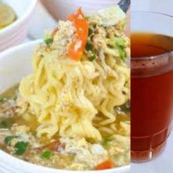 Indomie Telur Kuah Wangi Teh Pahit Panas