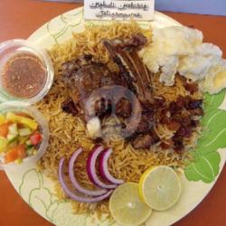 Nasi Kebuli Daging Kambing