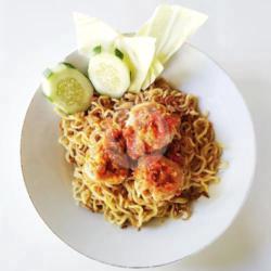 Indomie Bakso Penyet