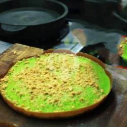 Martabak Manis Kacang (green Tea)