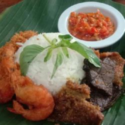 Nasi Campur Madura   Air Mineral