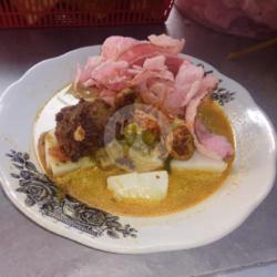 Ketupat Rendang