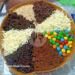 Terang Bulan Pizza ( Keju   Coklat  Kacang  Coklat Parut  Good Time  Oreo  Chaca )