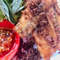 Ayam Goreng Pejantan Bumbu Rempah