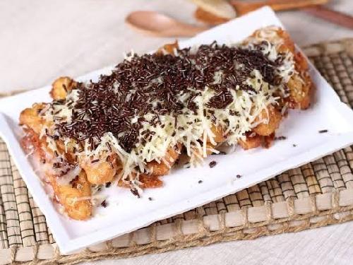 Porno ayol eri yoqligida sikishadi