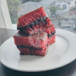 Keju Kacang Red Velvet