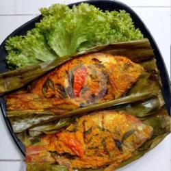 Nasi Timbel Pepes Ikan Nila