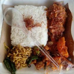 Nasi Campur Ayam Panggang