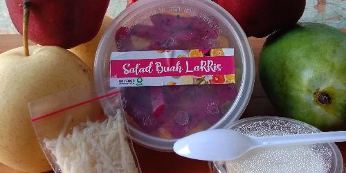 Salad Buah Larris Snack, SPBU Sugeng Jeroni