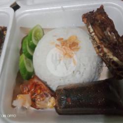 Nasi   Bebek Paha Atas Khas Madura