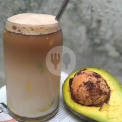 Avocado Coffee Late (ice) Gelas