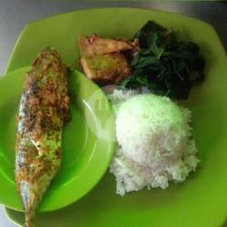 Nasi Ikan  Bakar
