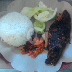 Bandeng Presto Bakar   Nasi