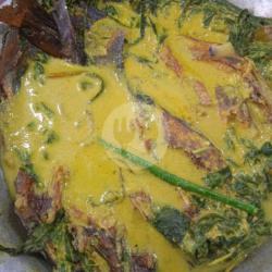 Nasi   Gulai Salai Patin