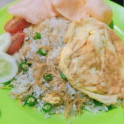 Nasi Goreng Terimedan Telur Dadar