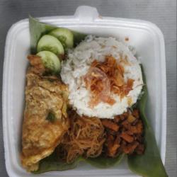 Nasi Uduk Telor Dadar