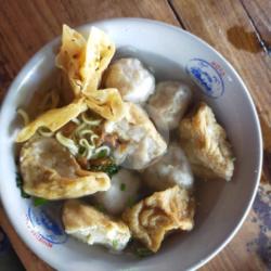 Bakso Ayam Pangsit