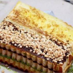 Roti Bakar Bandung Coklat Meises Kacang Crunchy