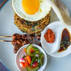 Nasi Goreng Mawut - Fried Rice And Noodles, Chicken, Salted Fish, Lemon Basil L, Vegetables