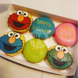 Donat Madu Paket Lukis Setengah Lusin