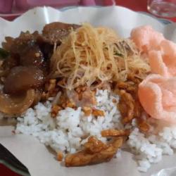 Nasi Uduk Telor Tempe