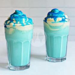 Vanila Blue Milkshake