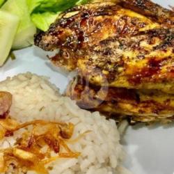 Paket Lengkap Nasi Uduk Ayam Bakar Pejantan