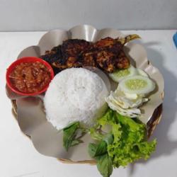 Nasi Uduk Dada Bakar