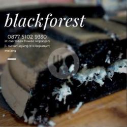 Blackforest Keju Campur Komplit