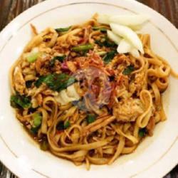 Bakmi Goreng Nyemek