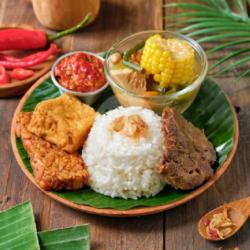 Nasi Sayur Asem Empal