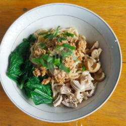 Mie Karet/garing Biasa