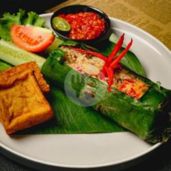 Nasi Bakar Ayam Suwir Kecombrang