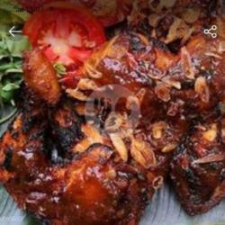 Setengah Ekor Ayam Bakar Goreng