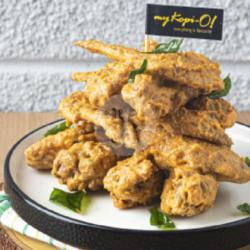 Salted Egg Chicken Wings