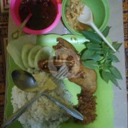 Nasi Bebek Goreng Sambel Pencit/mangga