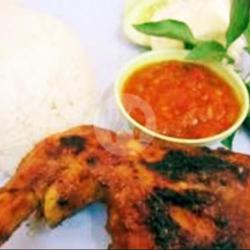 ‌nasi Uduk Ayam Bacem