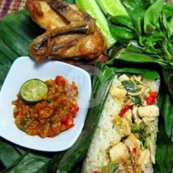 Nasi Bakar (ayam Jamur)   Ayam   Tempe   Tahu