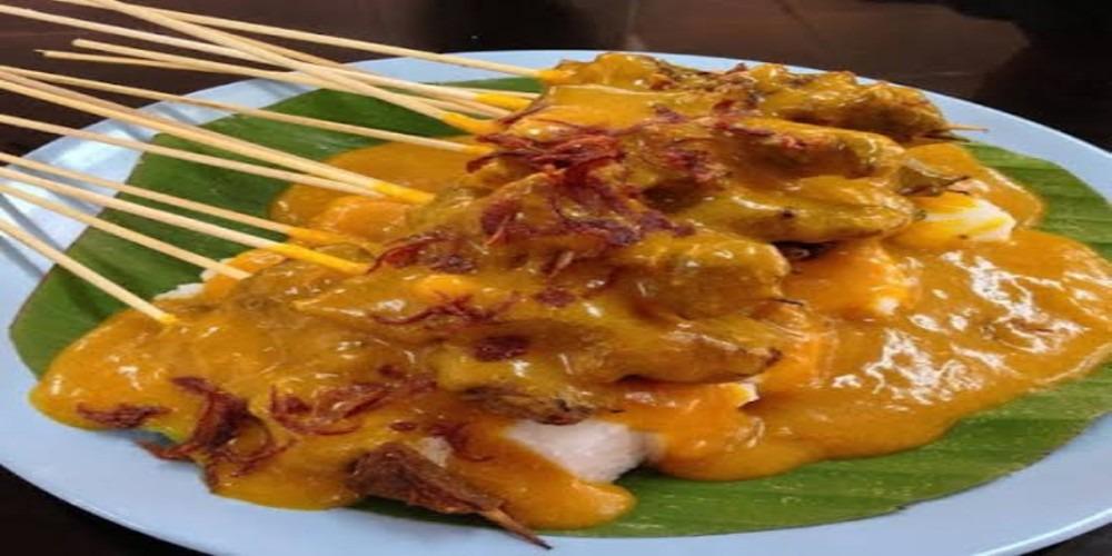 Sate Padang Uncu, Jl.Palmerah Barat,Momentum