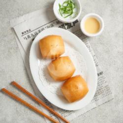 Deep Fried Mantau