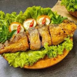 Ikan Bandeng Sambal Pecak