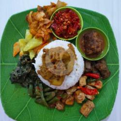 Nasi Kalasan   Rendang