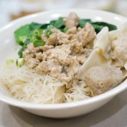 Bihun Ayam Baso