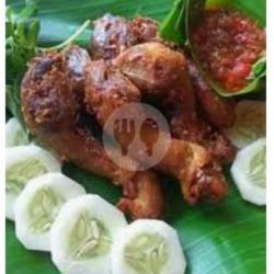 Kepala Ayam Goreng
