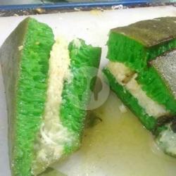 Pandan Keju Loyang Besar