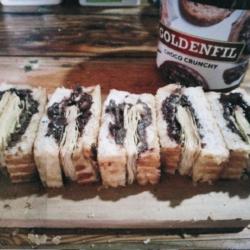 Roti Bakar Pastry Choco Cruncy