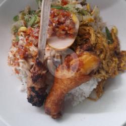 Nasi Campur Sepesial Ayam Lengkap Menu, Halal Ayam