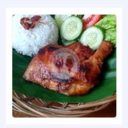 Panas Ayam Bakar Paha Utuh