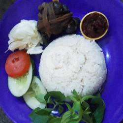 Nasi, Rempela Ati, Sambal, Lalap