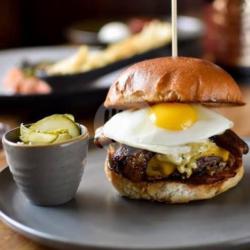 Bbq Pork Breakfast Burger